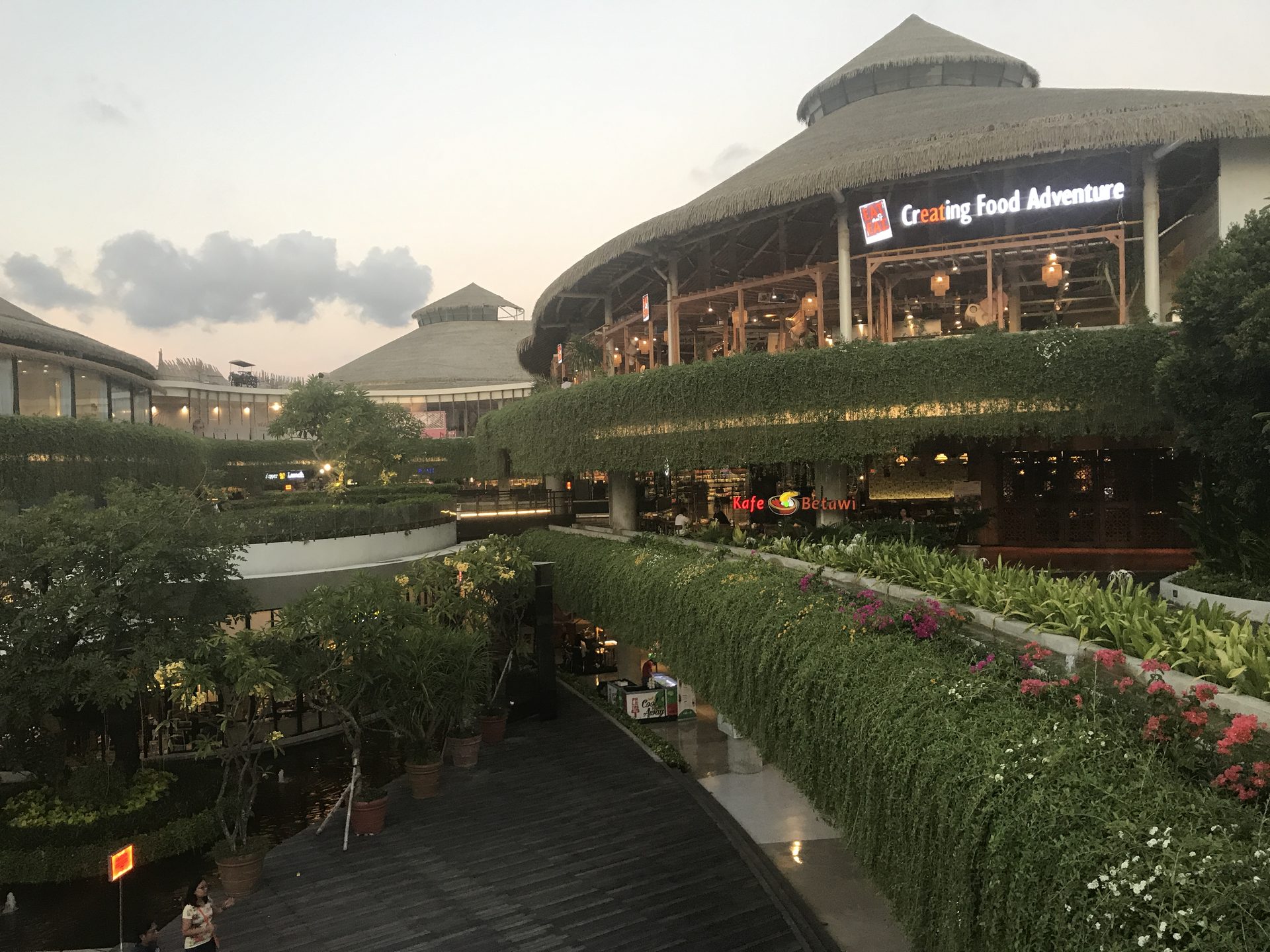 Beachwalk Shopping Center dining pavilions, Kuta
