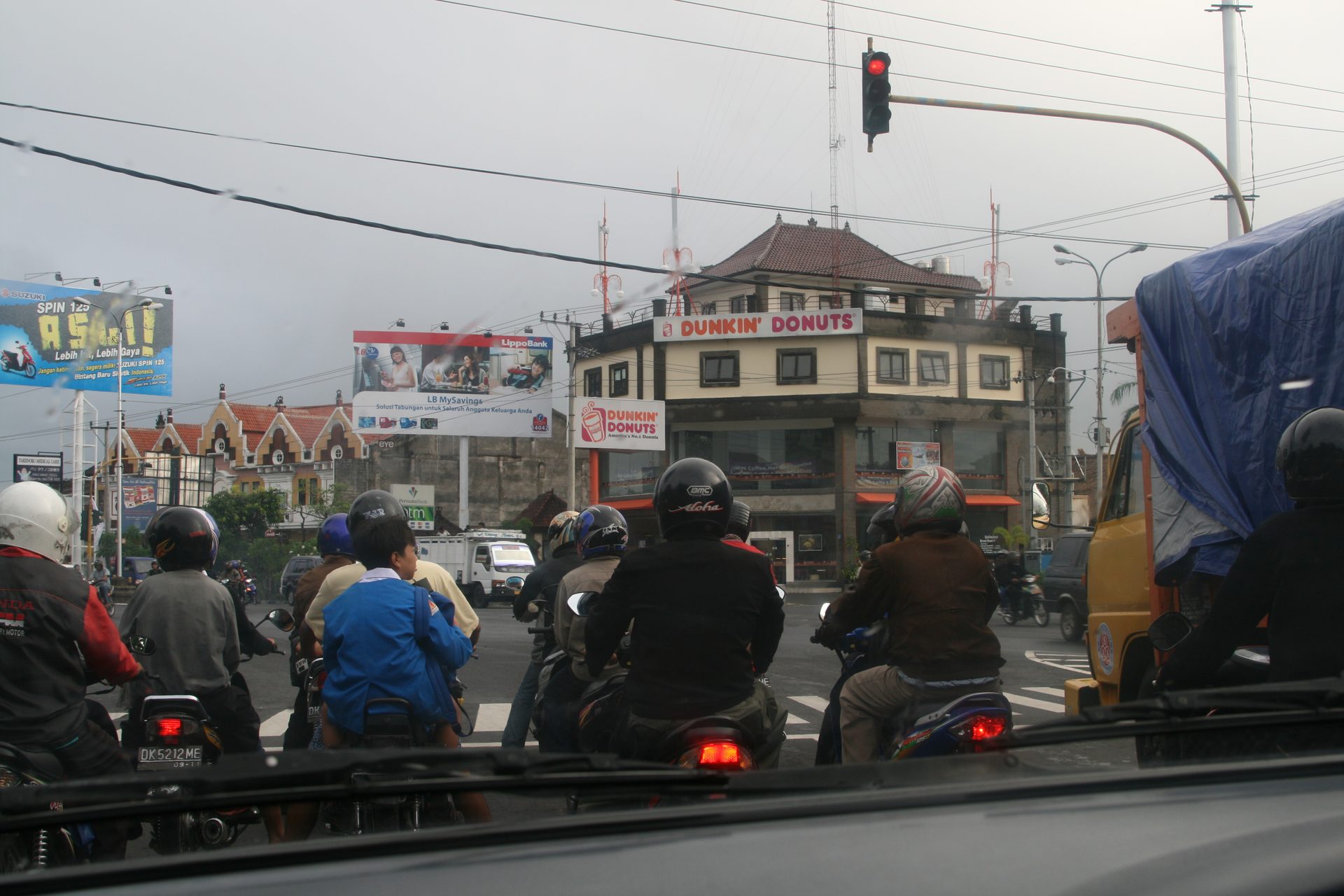 Traffic on the Bypass Ngurah Rai shopping corridor, Bali